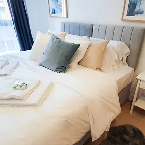  Apartment Lovely Flat In Kiln Close With Free Parking United Kingdom